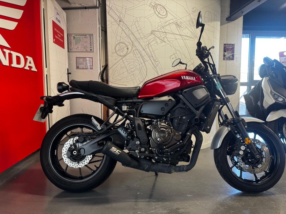 YAMAHA XSR 700 4
