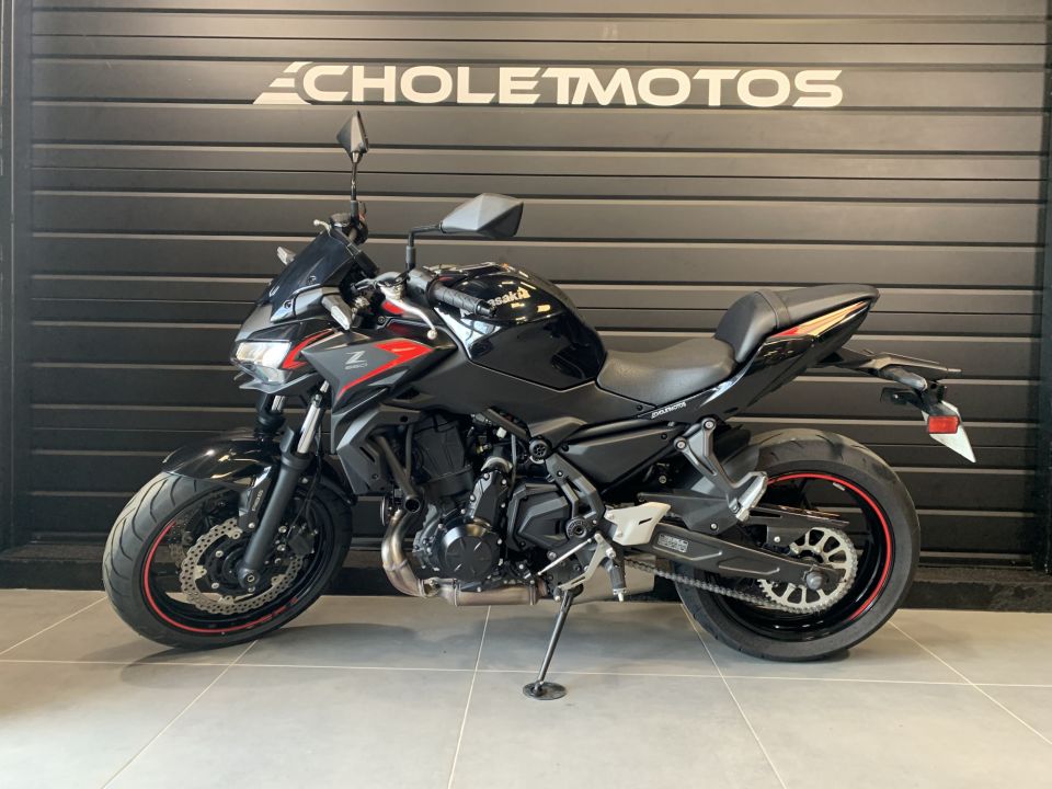 KAWASAKI Z 650 (47.5CV) 4