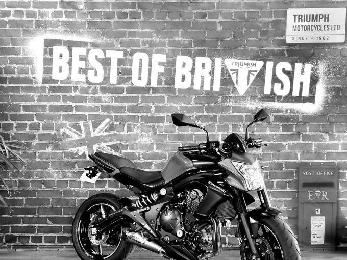 KAWASAKI ER-6 (47.5CV) 4