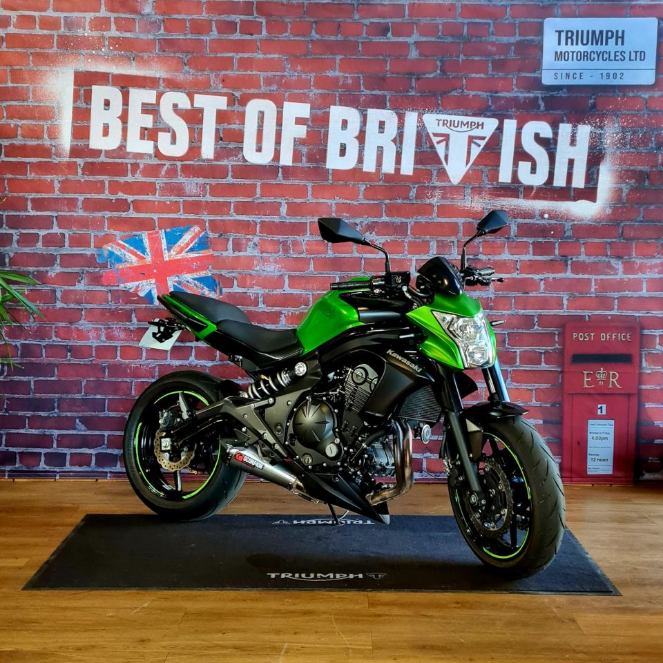 KAWASAKI ER-6 (47.5CV) 4