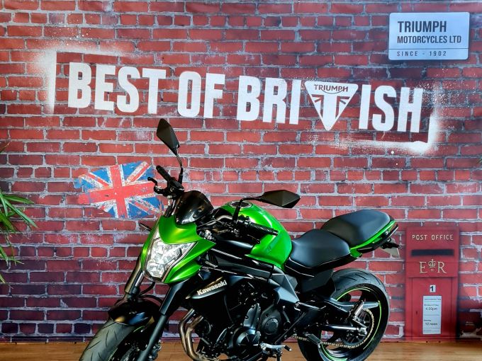 KAWASAKI ER-6 (47.5CV) 4