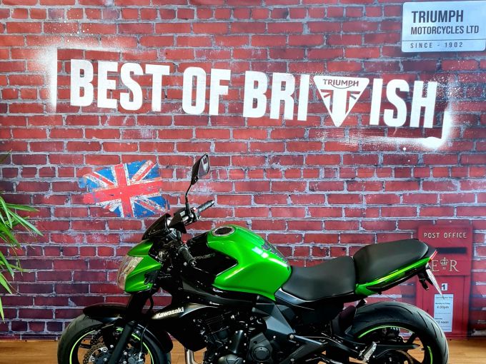 KAWASAKI ER-6 (47.5CV) 4