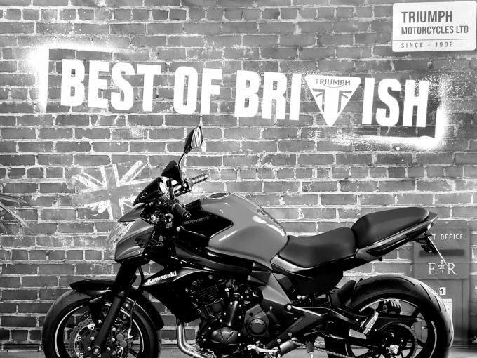 KAWASAKI ER-6 (47.5CV) 4