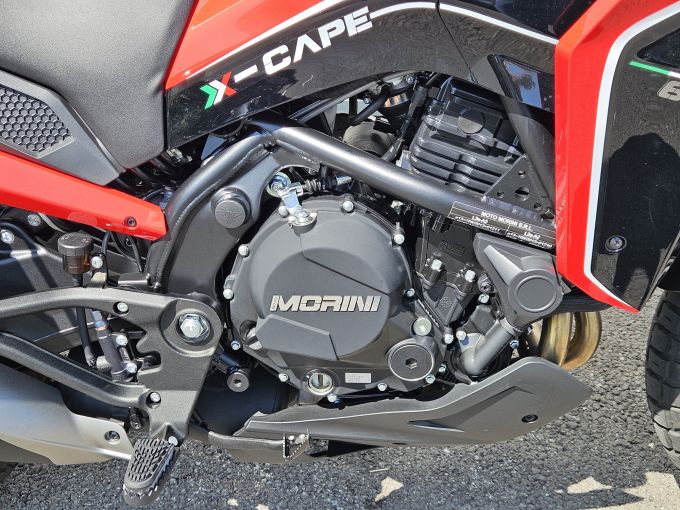MOTO MORINI X-cape 650 4