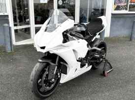 YAMAHA YZF 1000 R1 - 2024