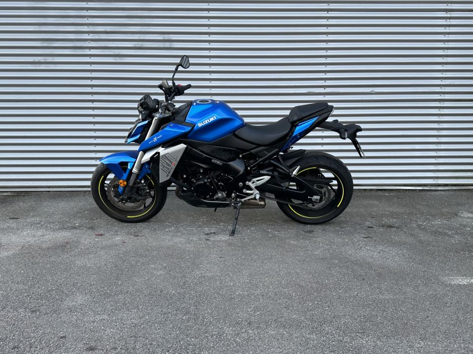 SUZUKI GSX-S 950 4