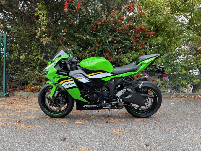 KAWASAKI ZX-6R 636 4