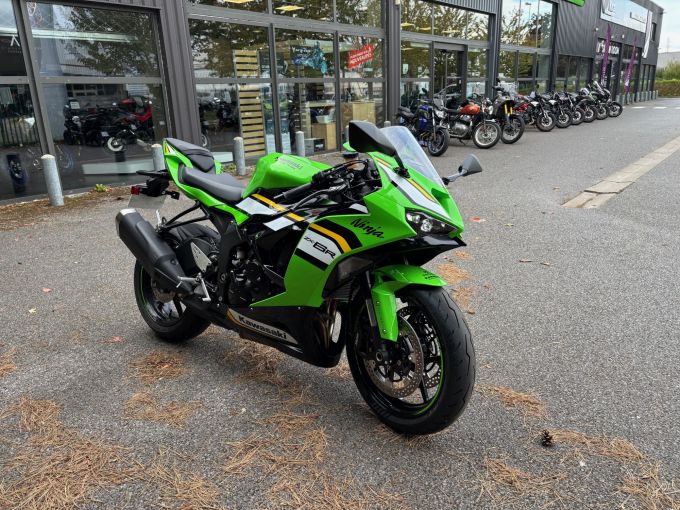 KAWASAKI ZX-6R 636 4