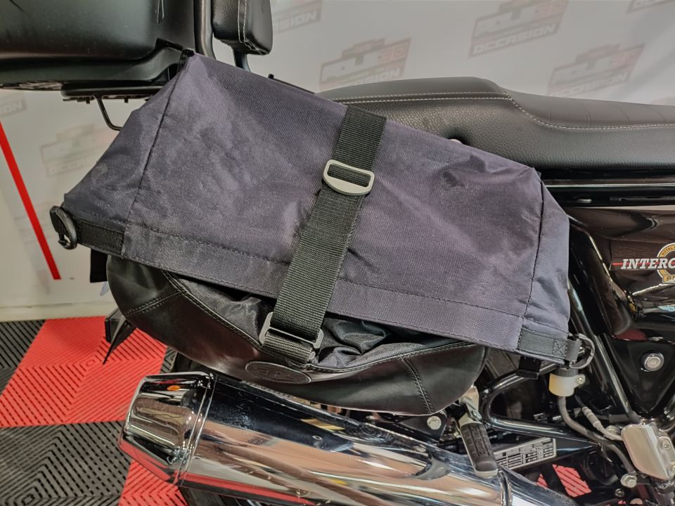 ROYAL ENFIELD INTERCEPTOR 4