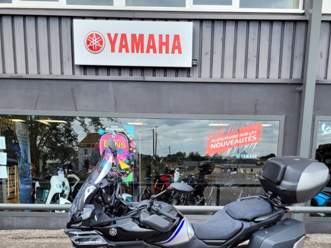 YAMAHA TRACER 9 GT+ Y-AMT 4