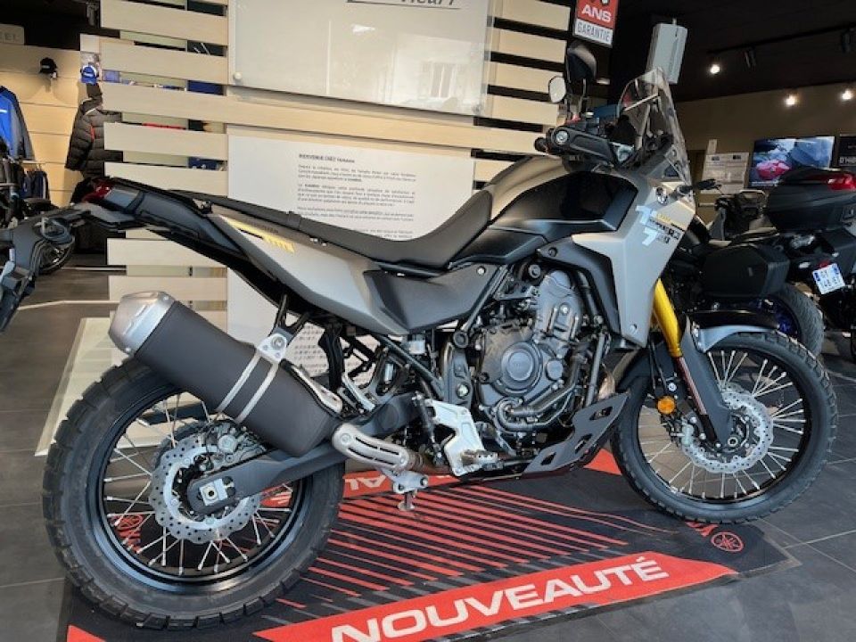 YAMAHA XTZ TENERE 700 4