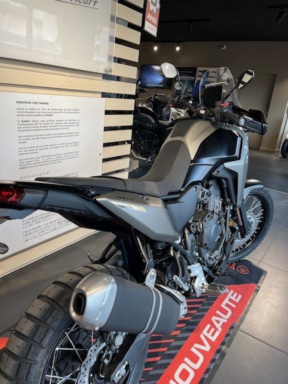 YAMAHA XTZ TENERE 700 4