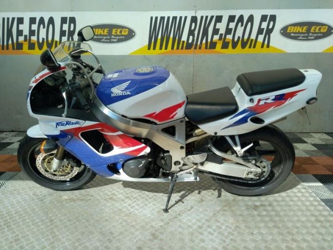 HONDA CBR 4