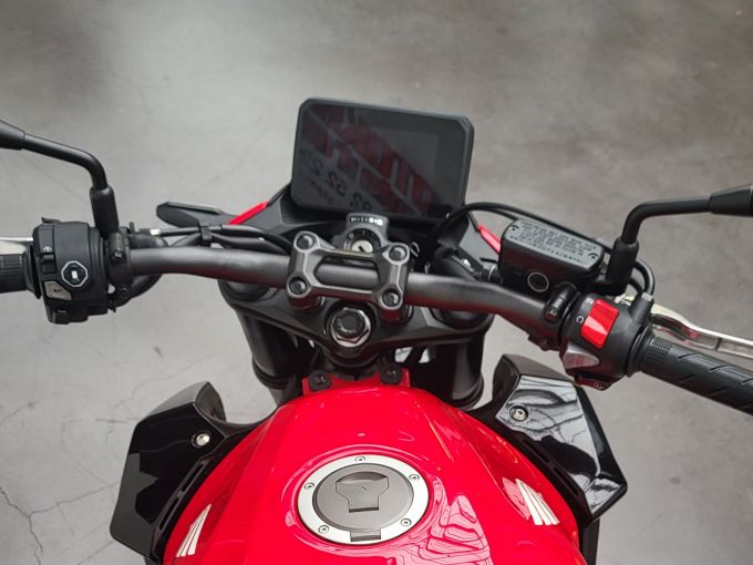 HONDA CB 500 Hornet 4