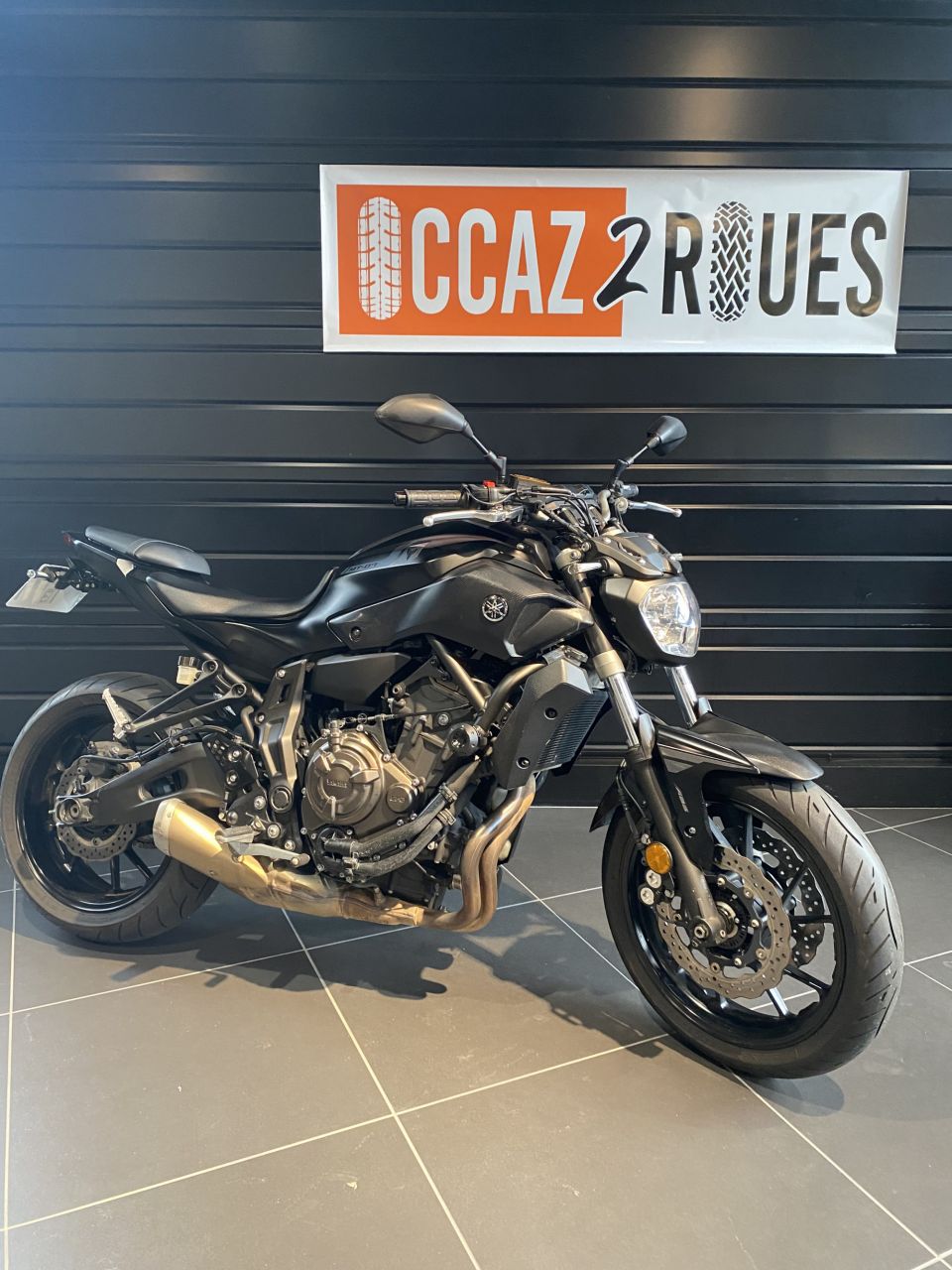 YAMAHA MT-07 (47.5CV) 4