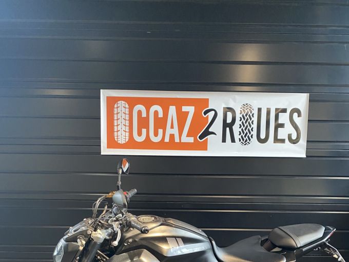 YAMAHA MT-07 (47.5CV) 4