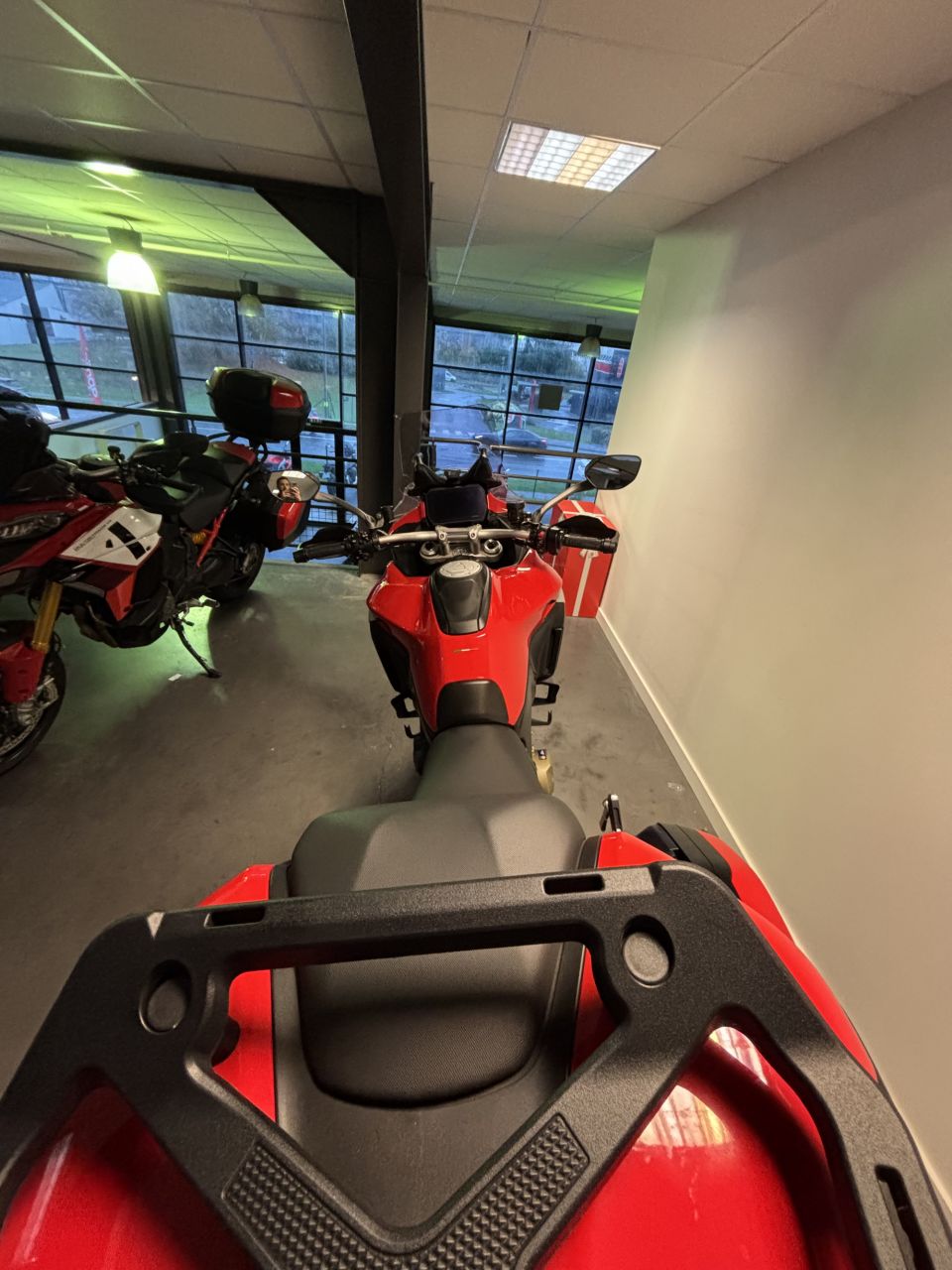 DUCATI MULTISTRADA V4 S 4