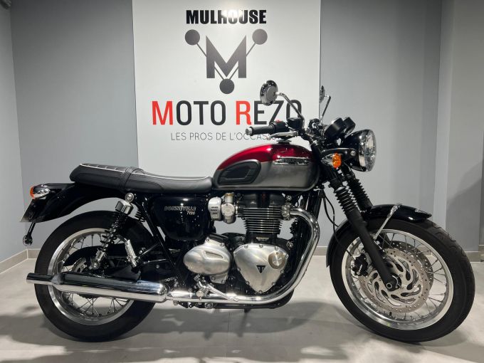 TRIUMPH BONNEVILLE T120 4