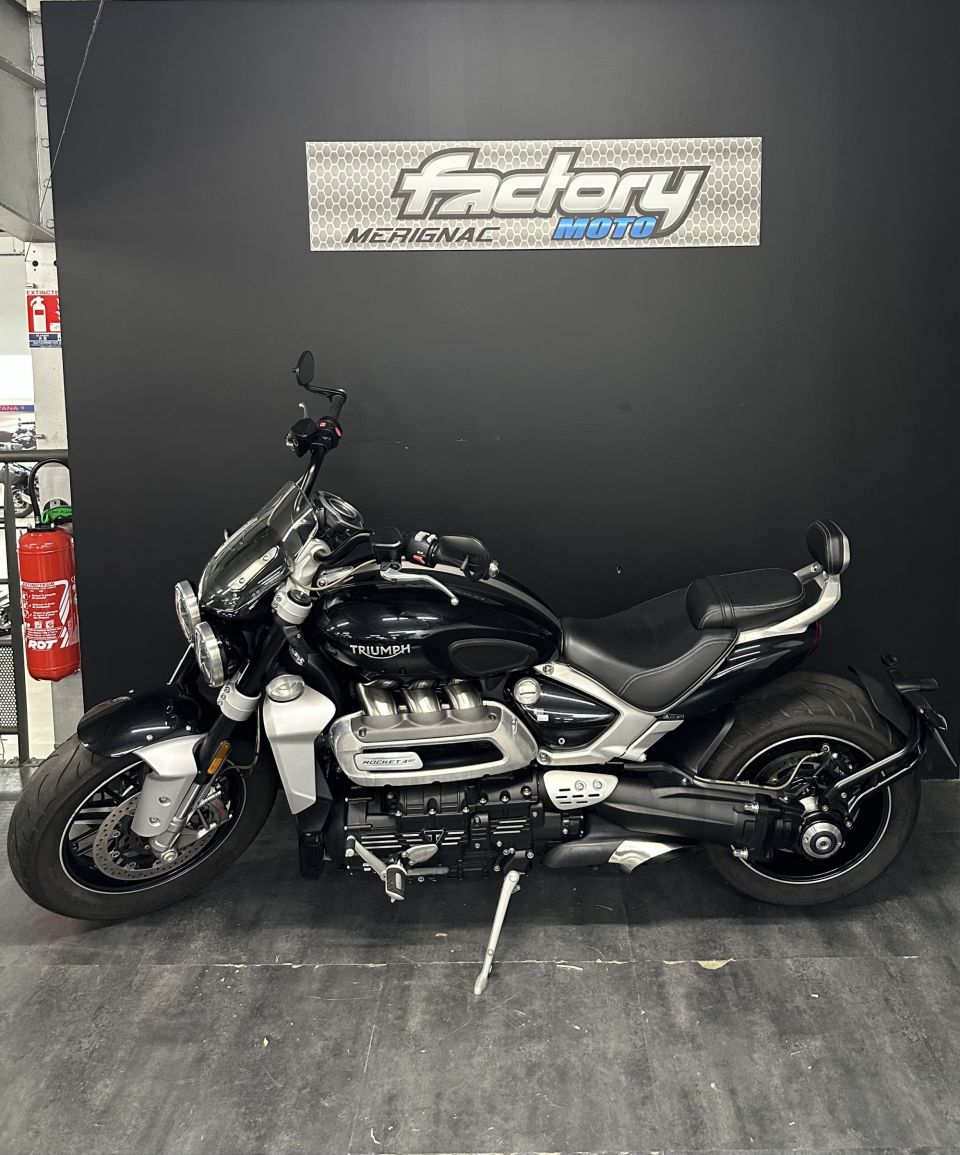TRIUMPH ROCKET 3 GT 4
