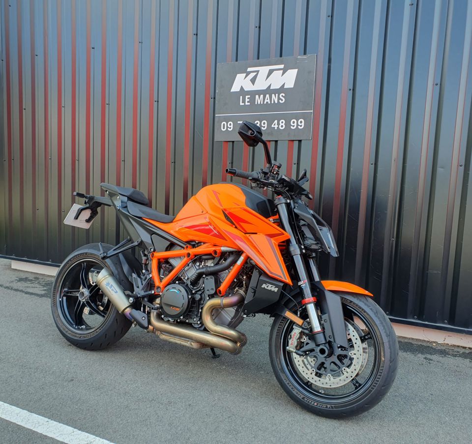 KTM 1390 SUPER DUKE R 4