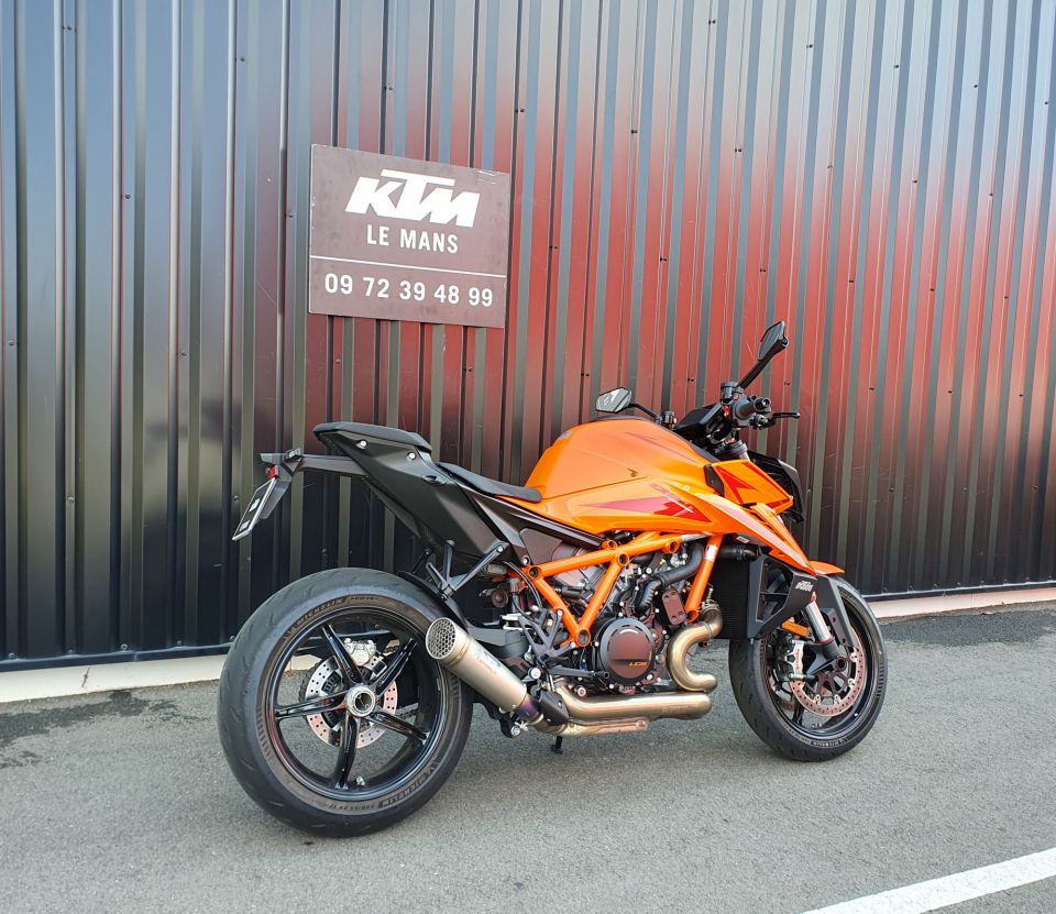 KTM 1390 SUPER DUKE R 4