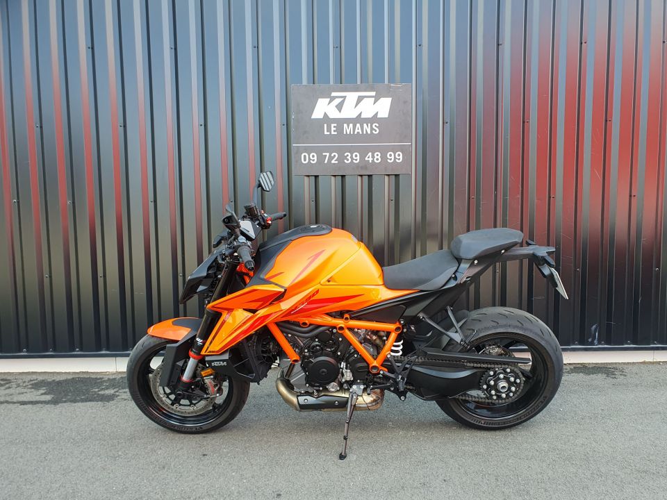 KTM 1390 SUPER DUKE R 4