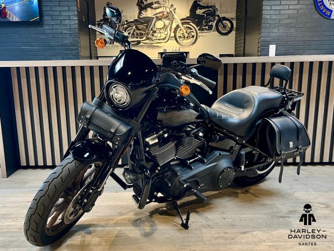HARLEY-DAVIDSON SOFTAIL LOW RIDER 1868 S 4