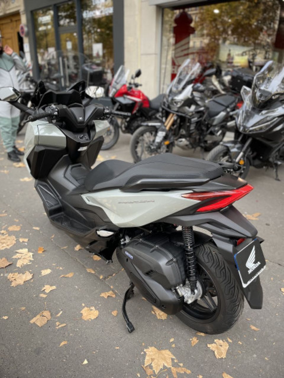 HONDA NSS FORZA 125 4