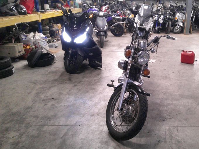 YAMAHA XV 125 4