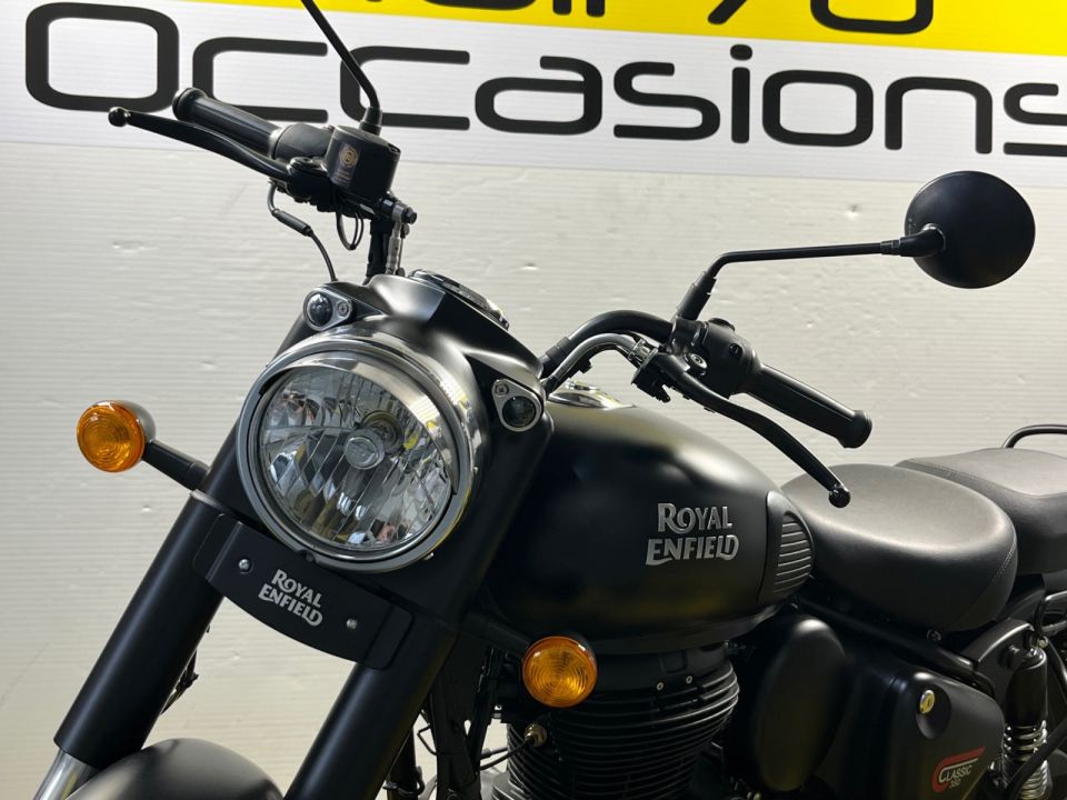 ROYAL ENFIELD CLASSIC 4