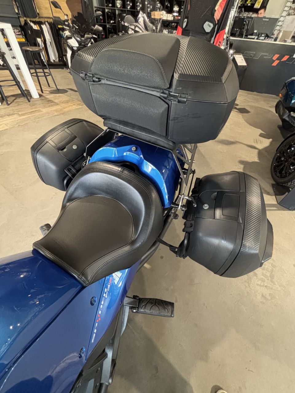 CAN-AM SPYDER F3-S 4