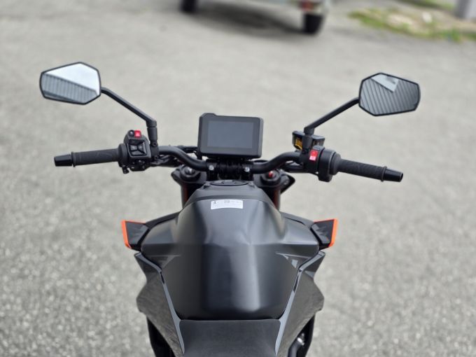 KTM 990 DUKE 4