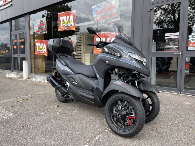 YAMAHA TRICITY 300 4