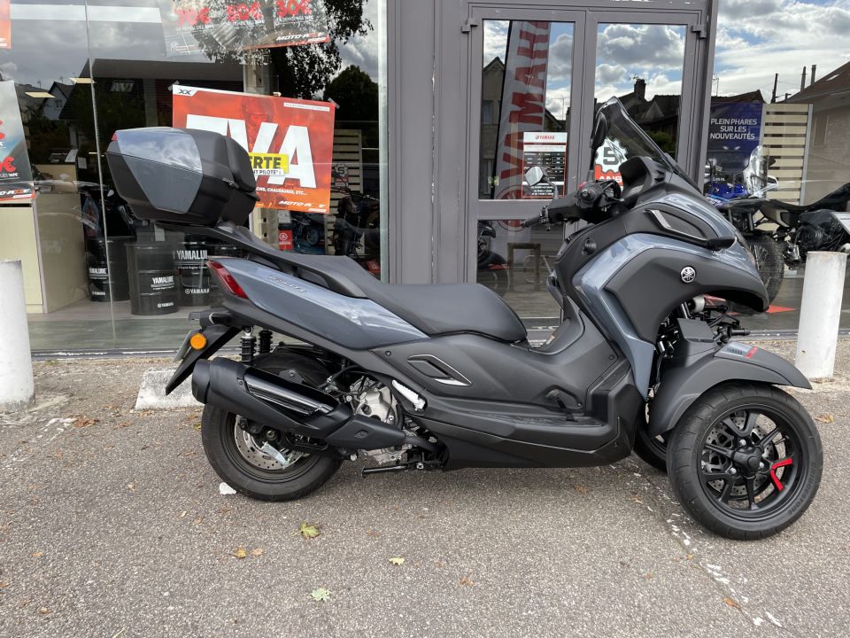 YAMAHA TRICITY 300 4