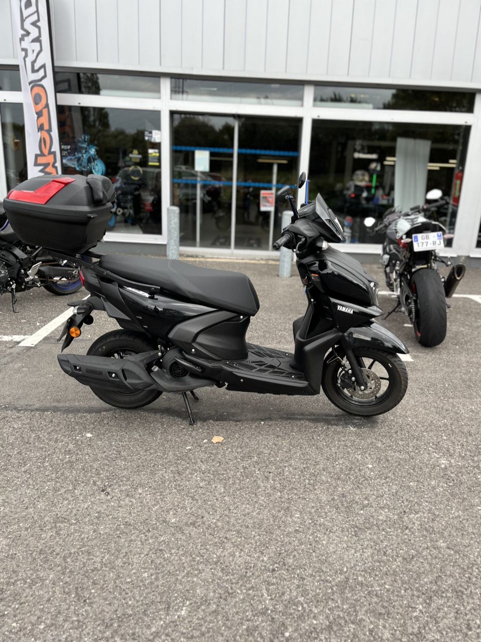 YAMAHA RayZR 125 4