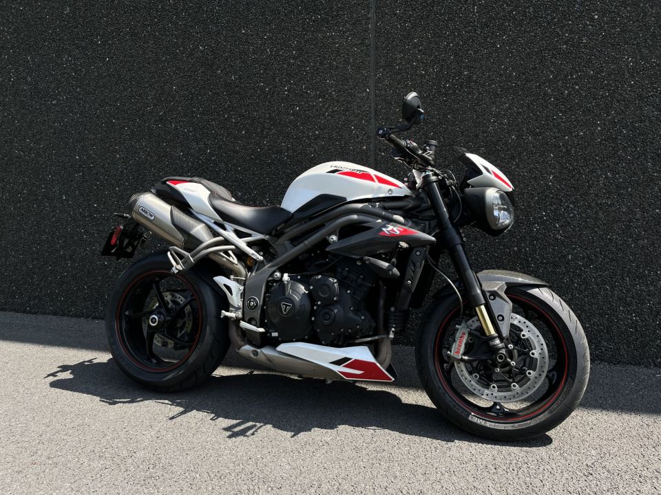 TRIUMPH SPEED TRIPLE 1050 RS 4