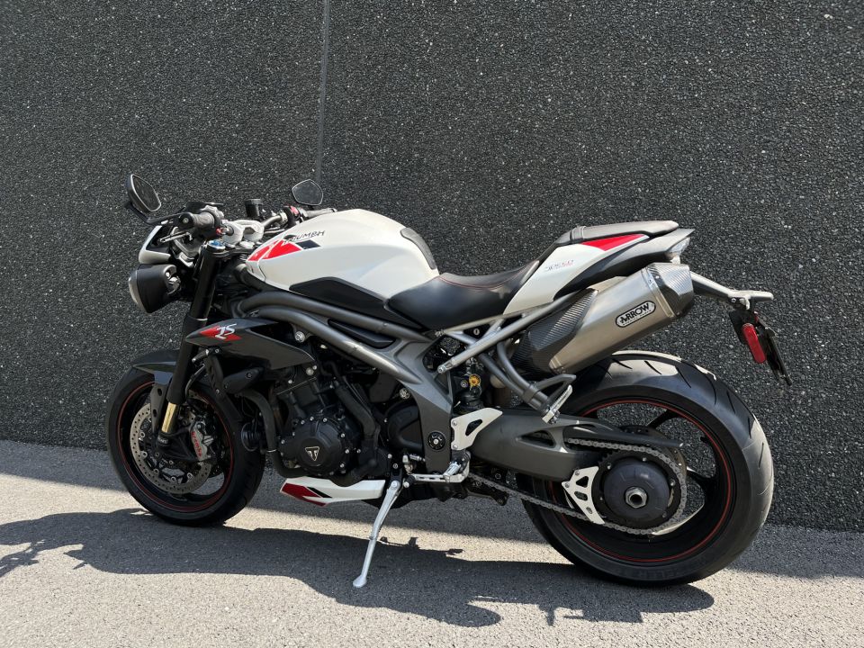 TRIUMPH SPEED TRIPLE 1050 RS 4