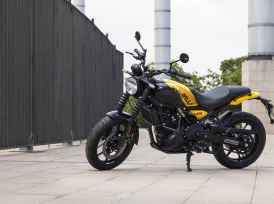 ROYAL ENFIELD Guerilla 450 - 2025