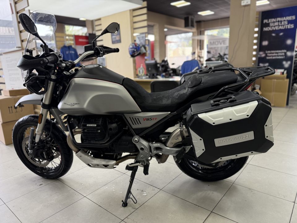 MOTO GUZZI V85 TT 850 4