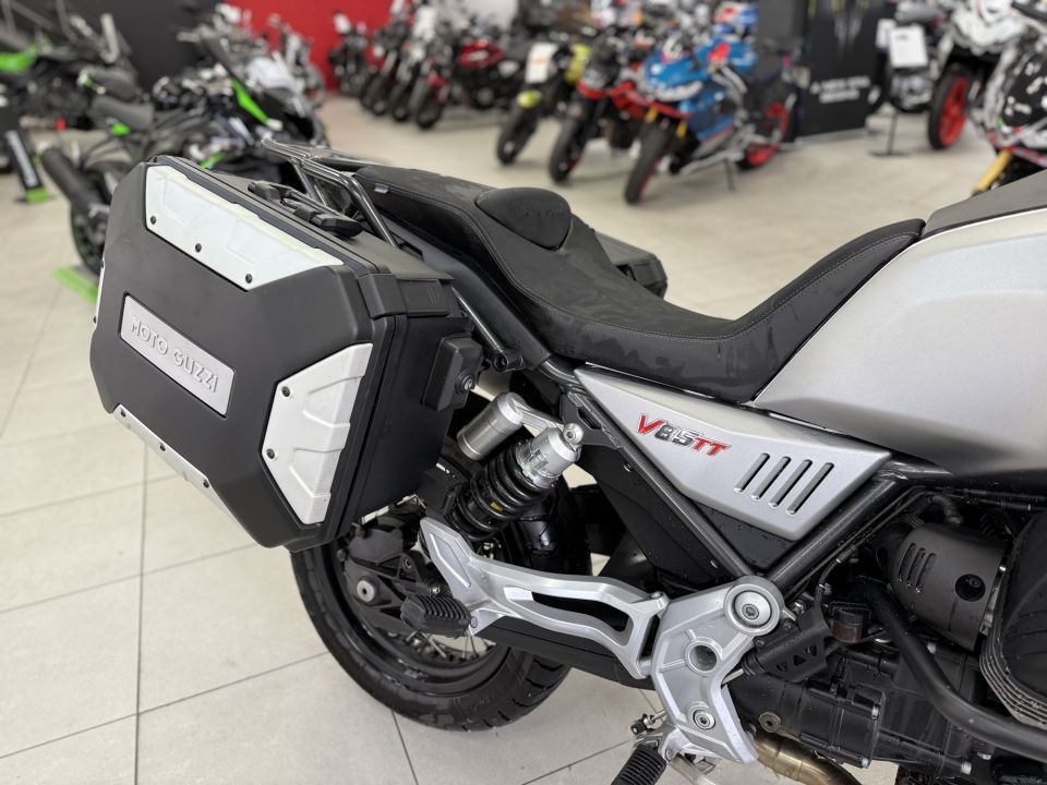 MOTO GUZZI V85 TT 850 4