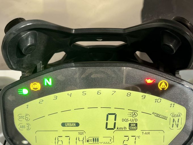 DUCATI SUPERSPORT 939S 4
