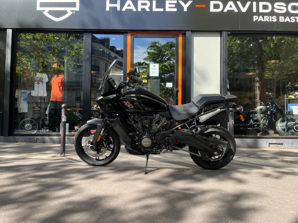 HARLEY-DAVIDSON ADVENTURE PAN AMERICA 1250 4