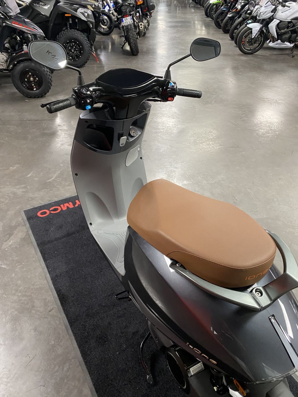 KYMCO i-ONE 45KM/H électrique 4