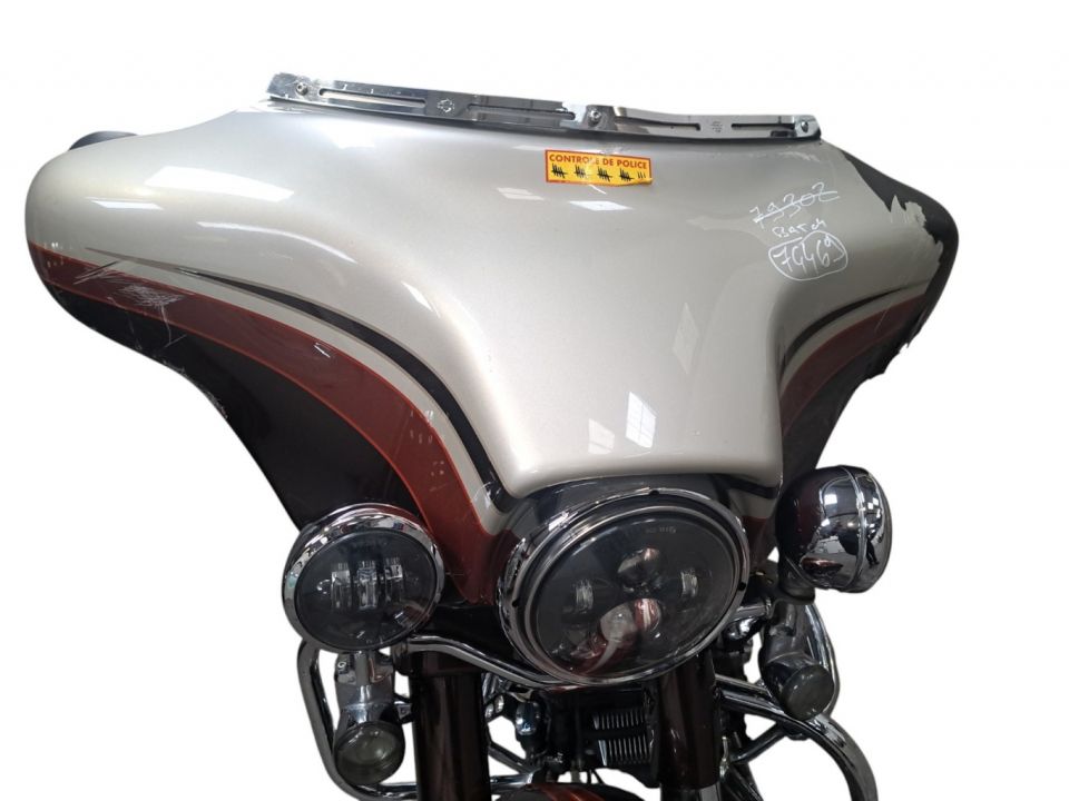 HARLEY-DAVIDSON TOURING STREET GLIDE 1800 CVO 4