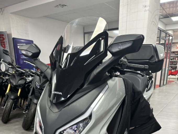 HONDA FORZA 125 ABS 4