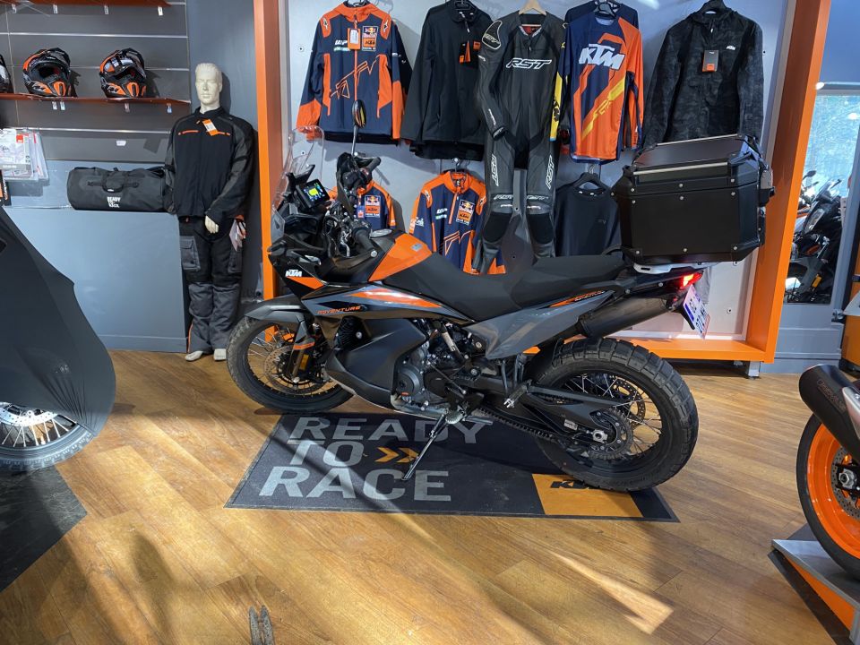 KTM 890 ADVENTURE 4