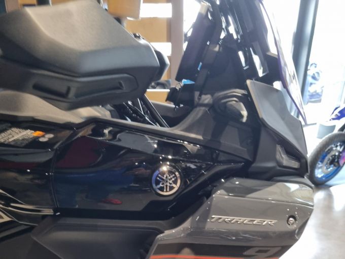 YAMAHA TRACER 9 Y-AMT 4