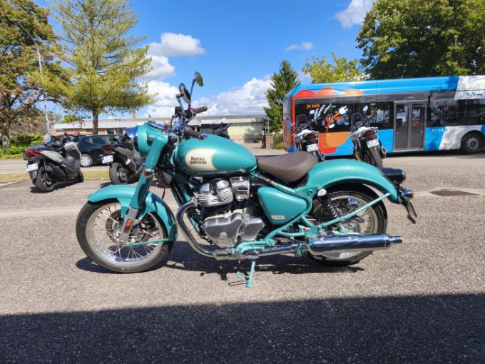 ROYAL ENFIELD Classic 650 4