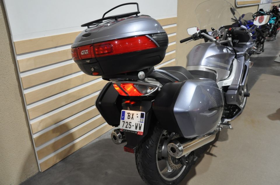 YAMAHA FJR 1300 ABS 4