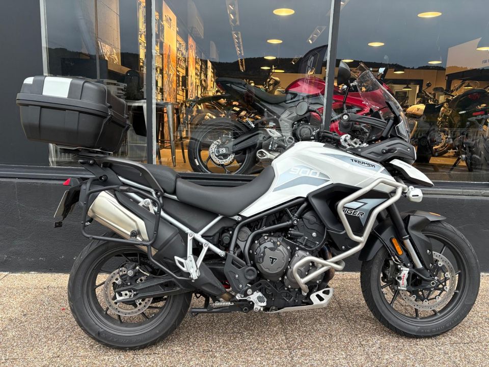 TRIUMPH Tiger 900 GT PRO 4